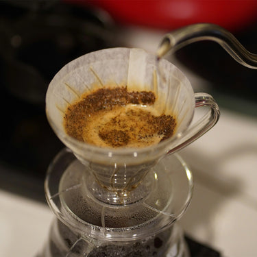 in use lifestyle Image of Hario V60 Clear Size 01 